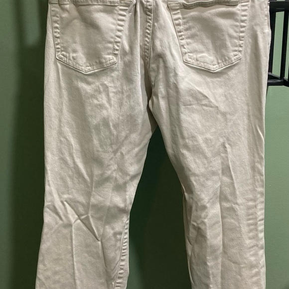 Tommy Hilfinger khaki jeans  : these are a size 5 khaki jean’s fantastic shape - Picture 8 of 10